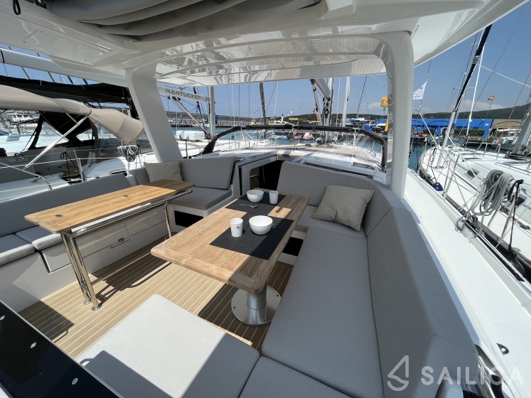 Hanse 460 - Yacht Charter Sailica