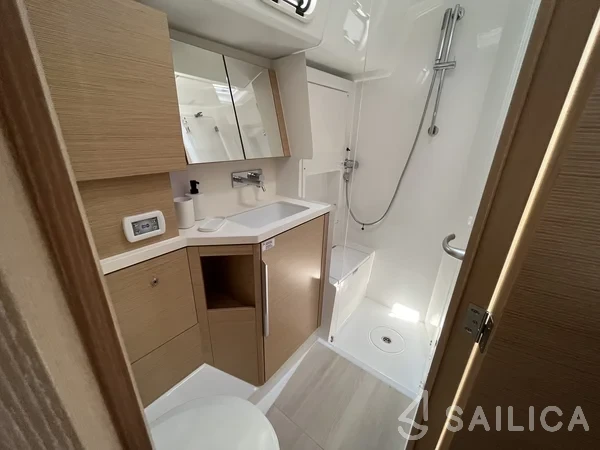 Hanse 460 - Yacht Charter Sailica