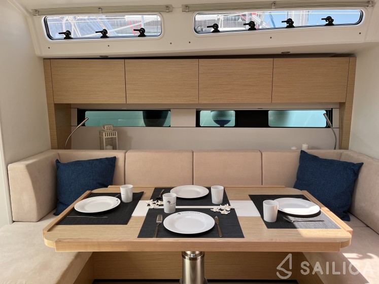 Hanse 460 - Yacht Charter Sailica