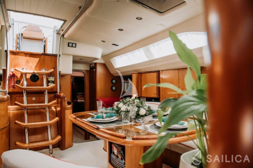 Moody 64 - Yacht Charter Sailica