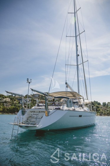 Moody 64 - Yacht Charter Sailica