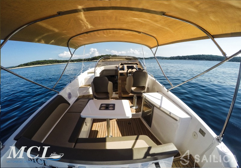 Galeon Galia 700 - Yacht Charter Sailica