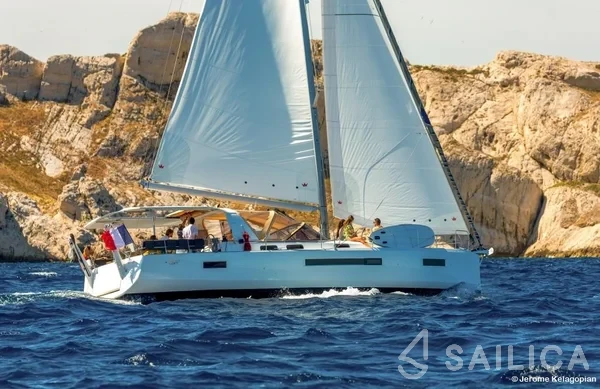 Sun Loft 47 - Yacht Charter Sailica