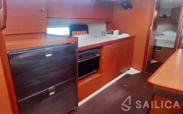 Dufour 390 Grand Large - Yacht Charter Sailica