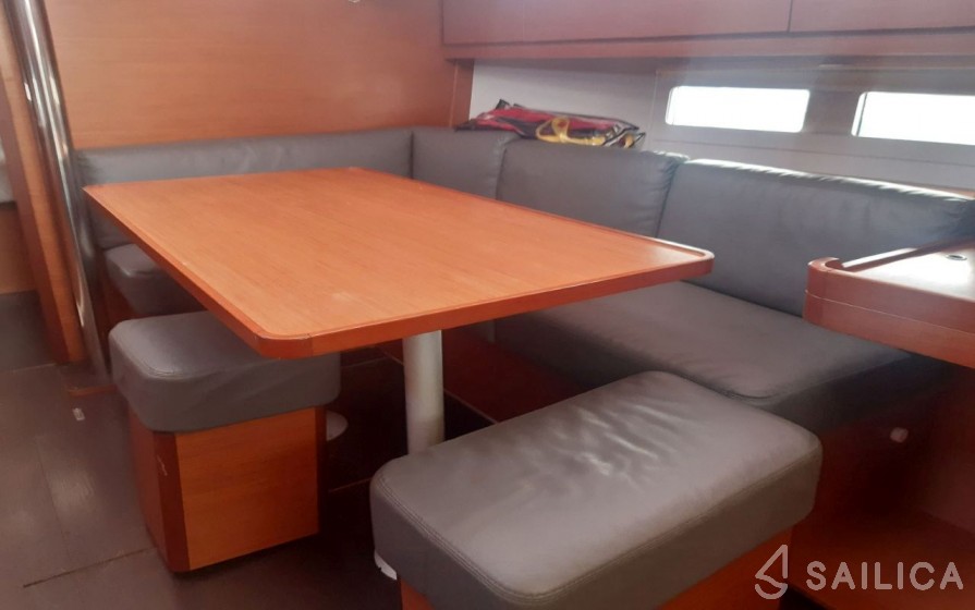 Dufour 390 Grand Large - Yacht Charter Sailica