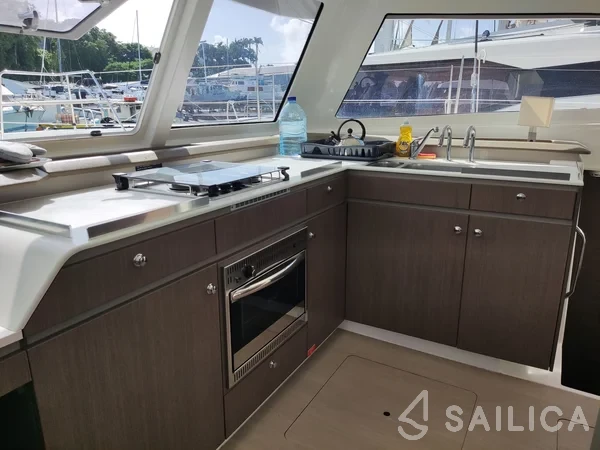 Bali Catspace - Yacht Charter Sailica