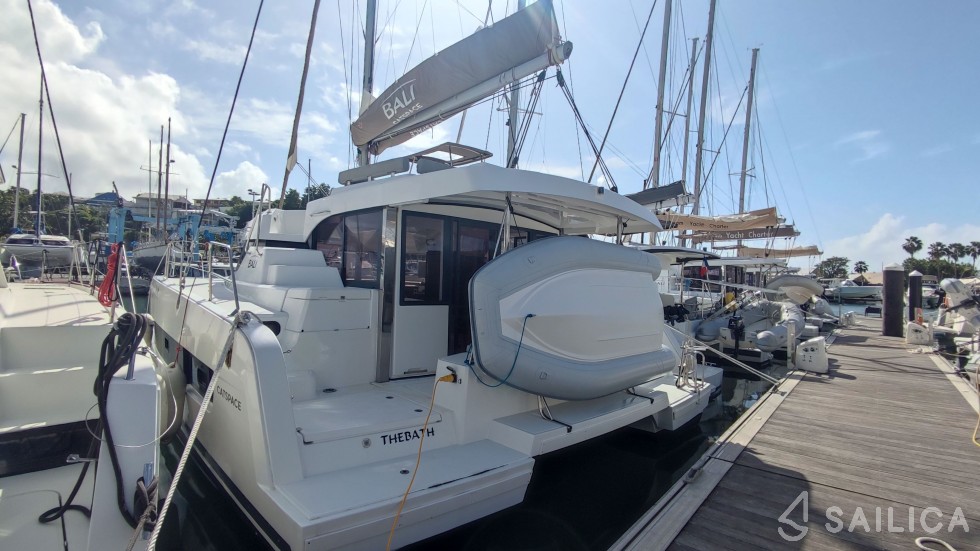 Bali Catspace - Yacht Charter Sailica