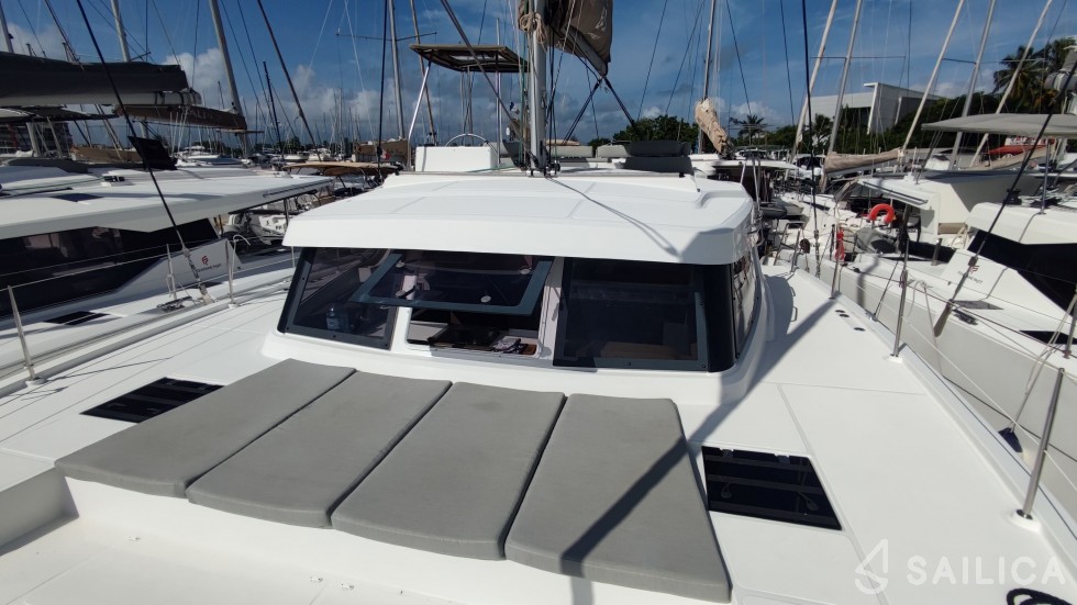 Bali Catspace - Yacht Charter Sailica