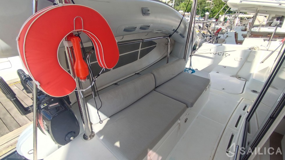 Bali Catspace - Yacht Charter Sailica