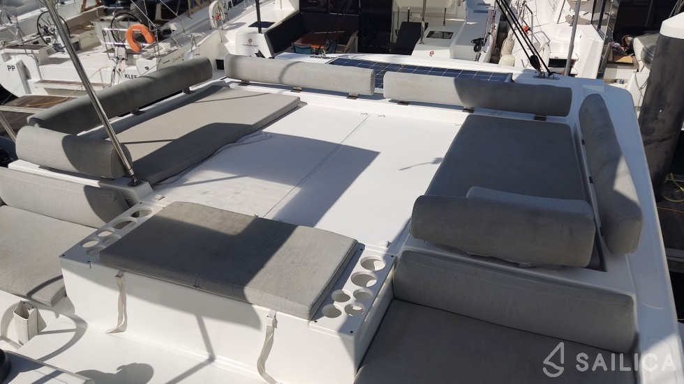Bali Catspace - Yacht Charter Sailica