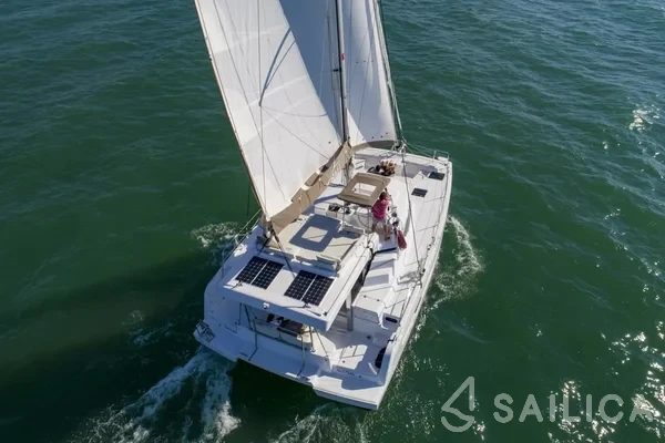 Bali Catspace - Yacht Charter Sailica