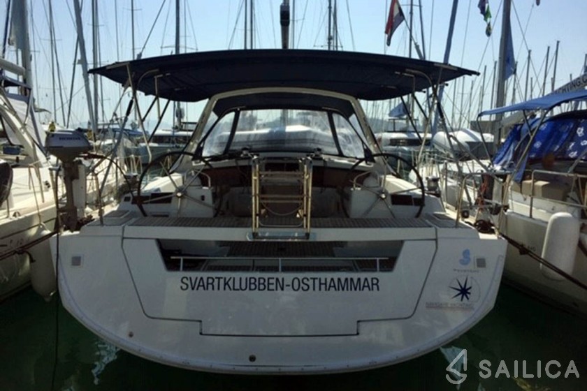 Oceanis 48 - Yacht Charter Sailica