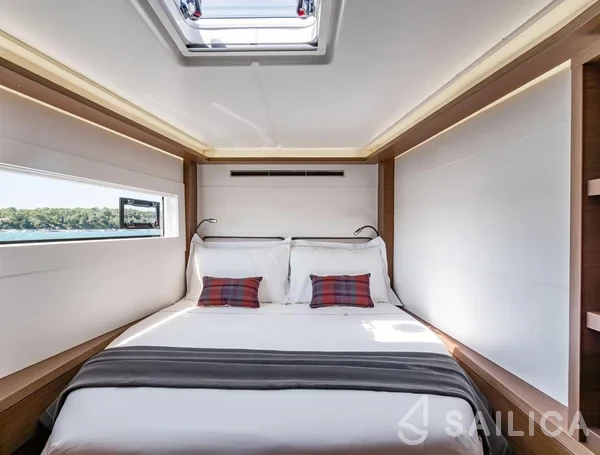 Lagoon 46  - Yacht Charter Sailica