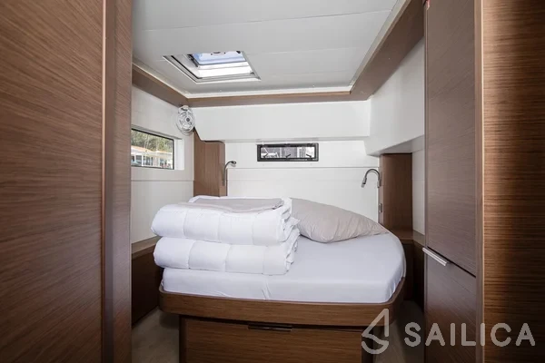 Lagoon 46  - Yacht Charter Sailica