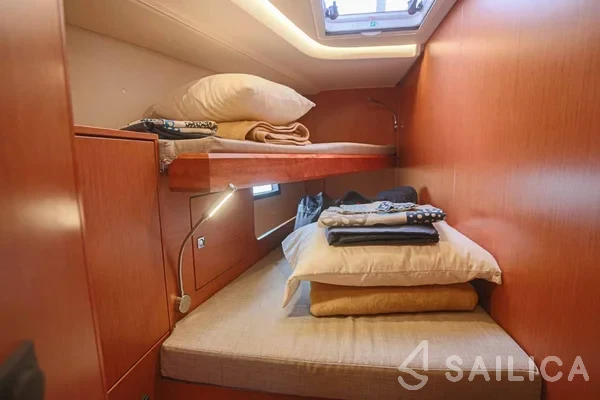 Bavaria C45 - Yacht Charter Sailica