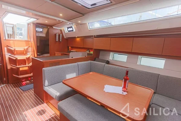 Bavaria C45 - Yacht Charter Sailica