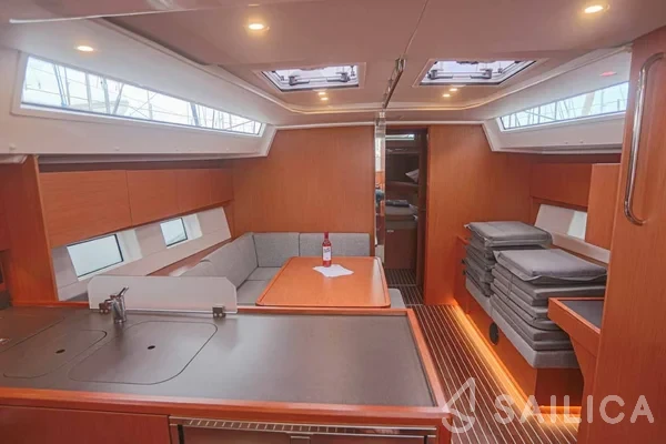 Bavaria C45 - Yacht Charter Sailica