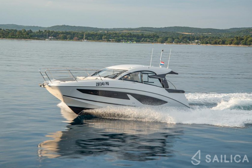 Gran Turismo 36 - Yacht Charter Sailica