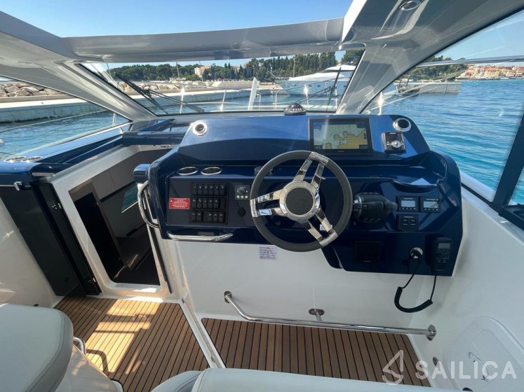 Gran Turismo 36 - Yacht Charter Sailica