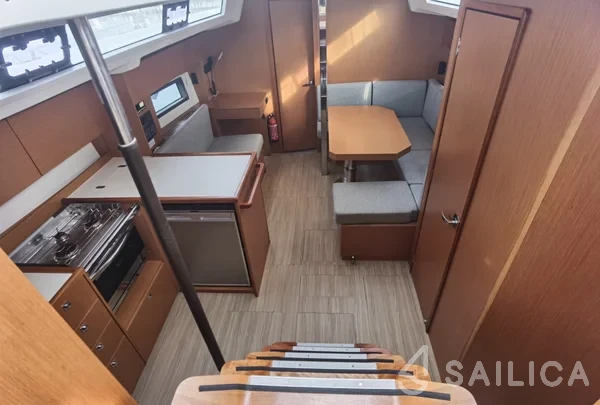 Bavaria C38 - Yacht Charter Sailica