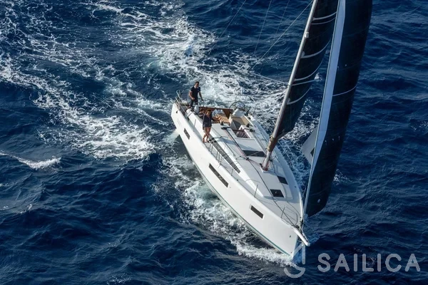 Sun Odyssey 410 - Yacht Charter Sailica