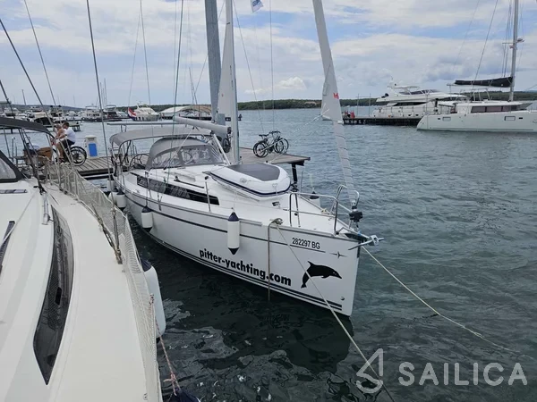 Bavaria 34 Cruiser - Yacht Charter Sailica