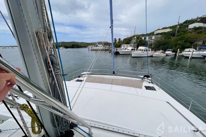 Bali 4.8  - Yacht Charter Sailica