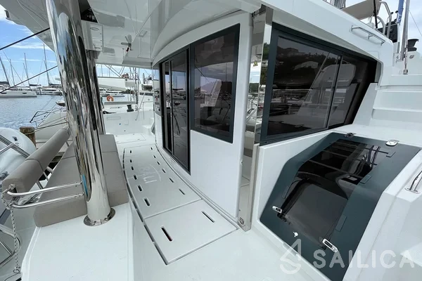 Bali 4.8  - Yacht Charter Sailica