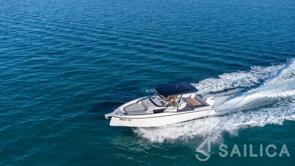 Ryck 280 - Yacht Charter Sailica