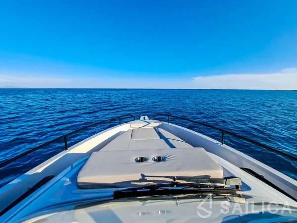 Ryck 280 - Yacht Charter Sailica