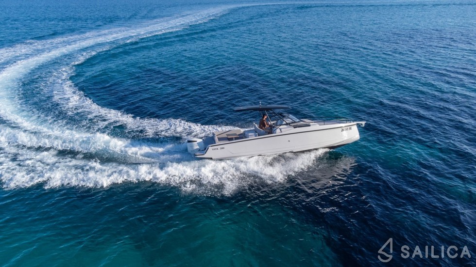 Ryck 280 - Yacht Charter Sailica