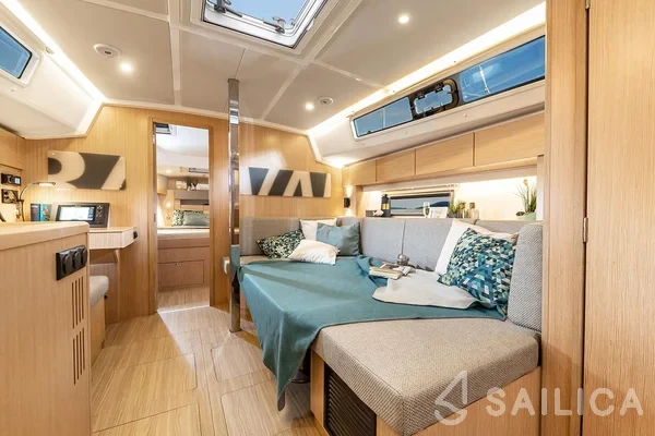 Bavaria C42 - Yacht Charter Sailica
