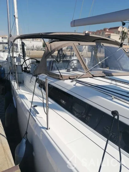 Sun Odyssey 410 - Yacht Charter Sailica