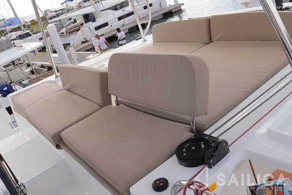 Lagoon 46  - Yacht Charter Sailica