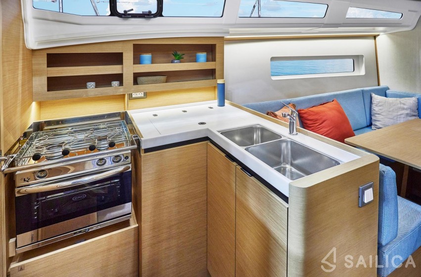 Sun Odyssey 380 - Yacht Charter Sailica
