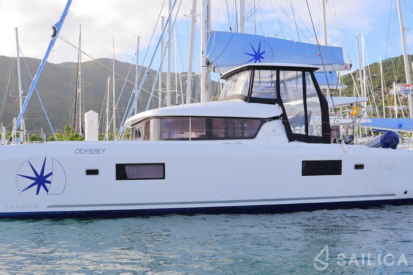 Lagoon 42 - Yacht Charter Sailica