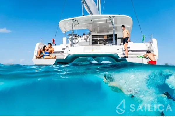Lagoon 42 - Yacht Charter Sailica