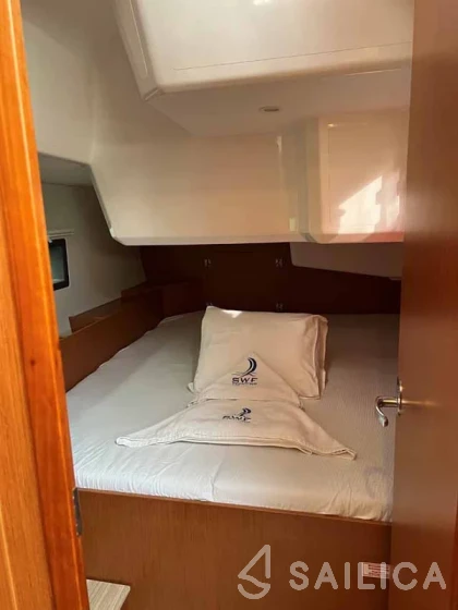 Bavaria C42 - Yacht Charter Sailica