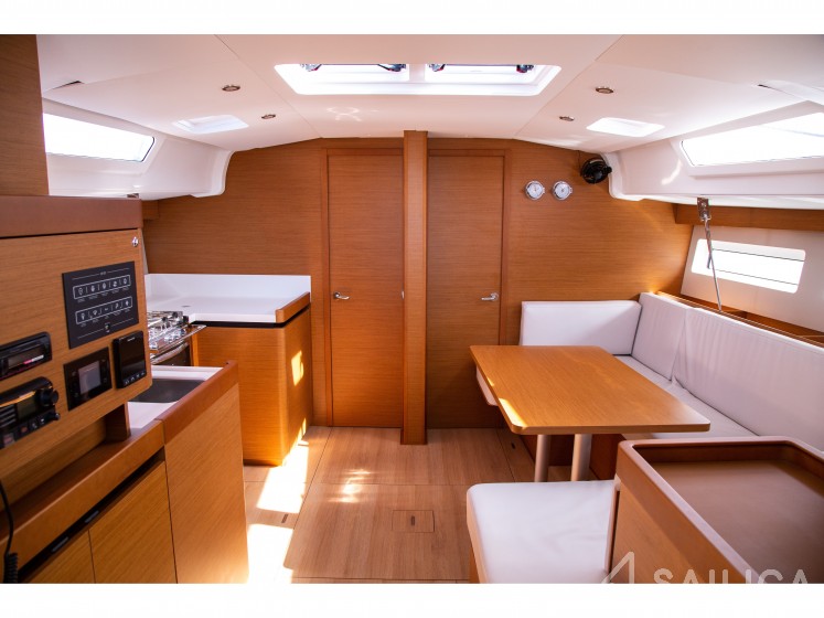 Sun Odyssey 490 - Yacht Charter Sailica