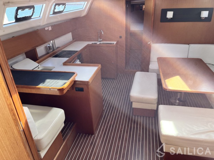 Bavaria 51 Cruiser - Yacht Charter Sailica