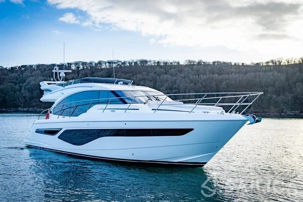 Princess 55 F - Yacht Charter Sailica