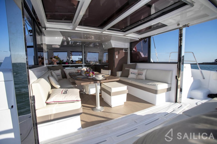 Bali Catspace - Yacht Charter Sailica