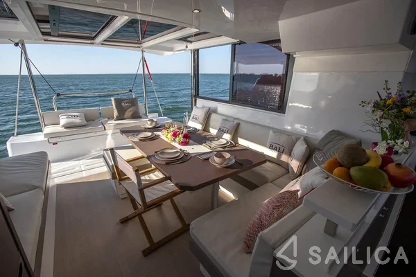 Bali Catspace - Yacht Charter Sailica