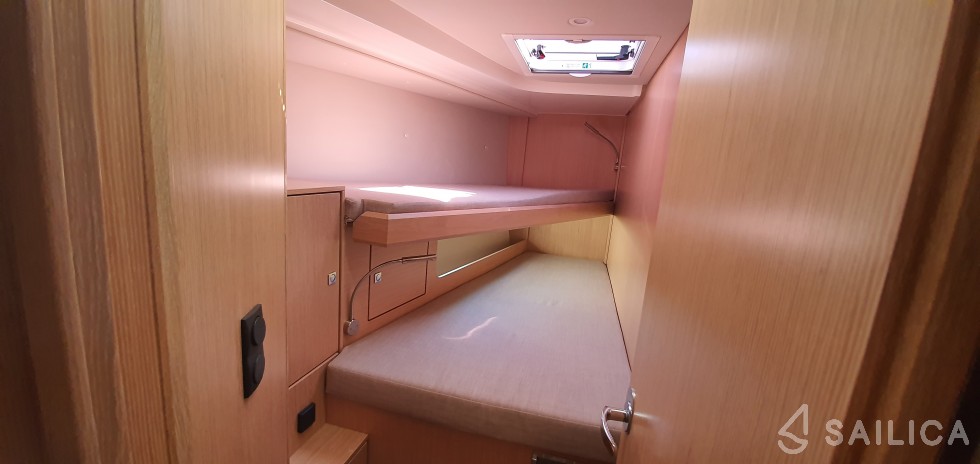 Bavaria C45 - Yacht Charter Sailica