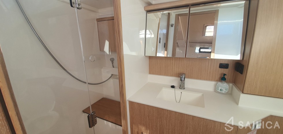 Bavaria C45 - Yacht Charter Sailica