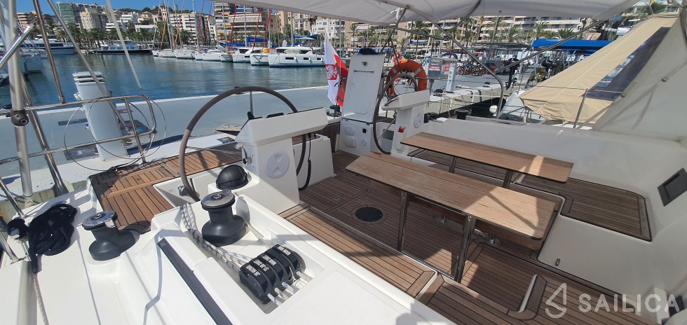 Bavaria C45 - Yacht Charter Sailica