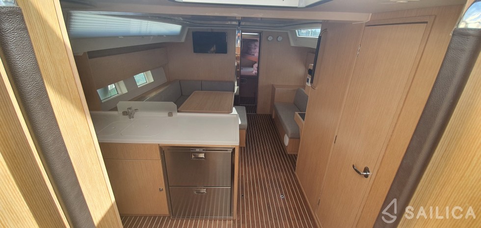 Bavaria C45 - Yacht Charter Sailica