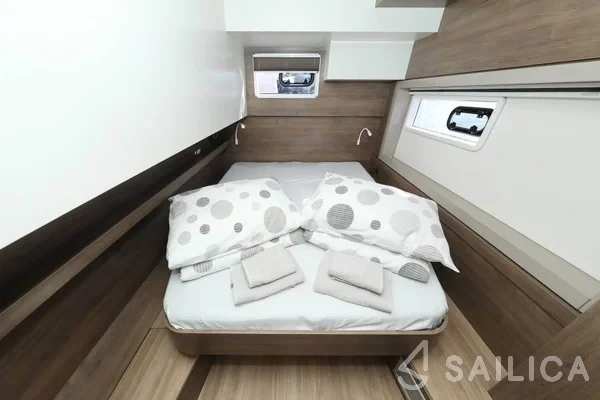 Bali 4.4 - Yacht Charter Sailica