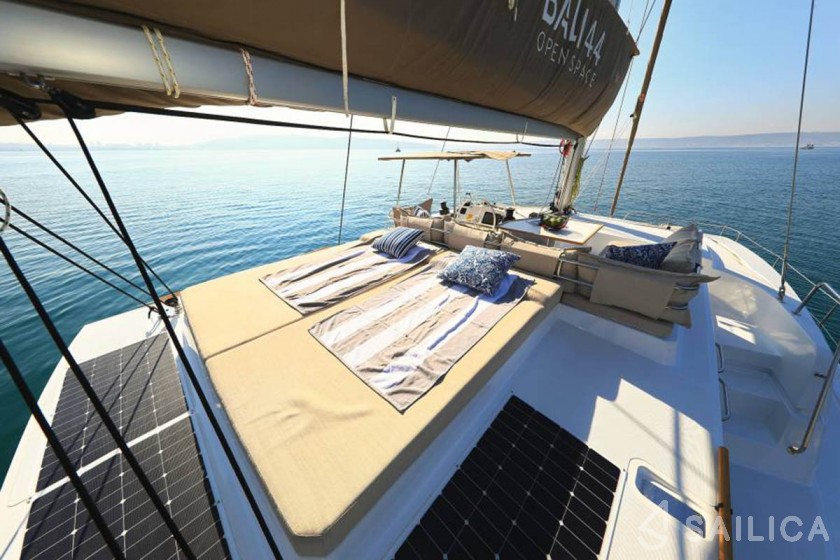 Bali 4.4 - Yacht Charter Sailica