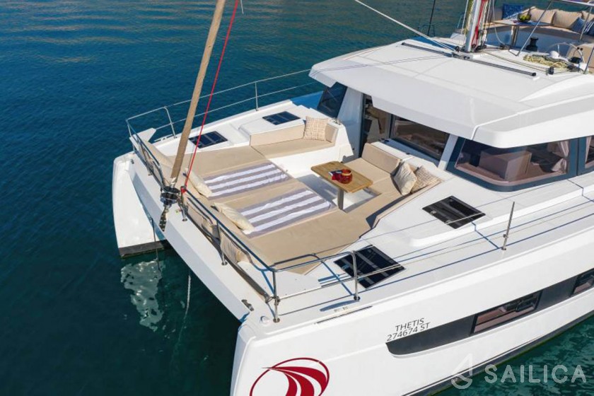 Bali 4.4 - Yacht Charter Sailica